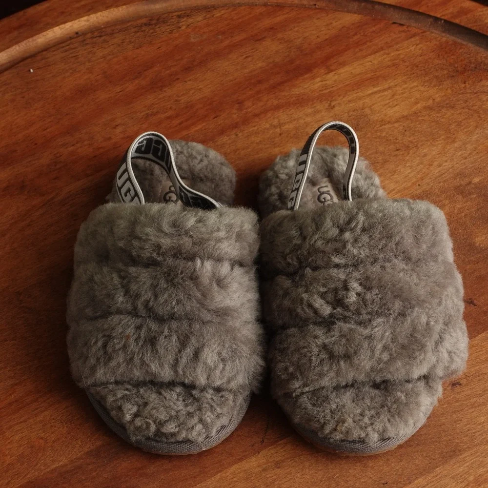 UGG Slippers Toddler SZ 10 Gray Fluff Yeah Slingback Fur Lined Cozy Winter Flat